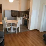 By Ihg Ξενοδοχείο