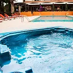 By Ihg