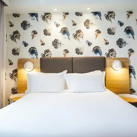By Ihg Hotel