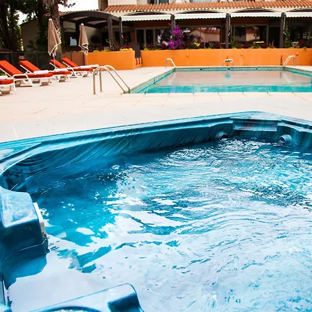 By Ihg