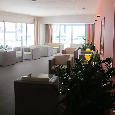 By Ihg Hotel 4*